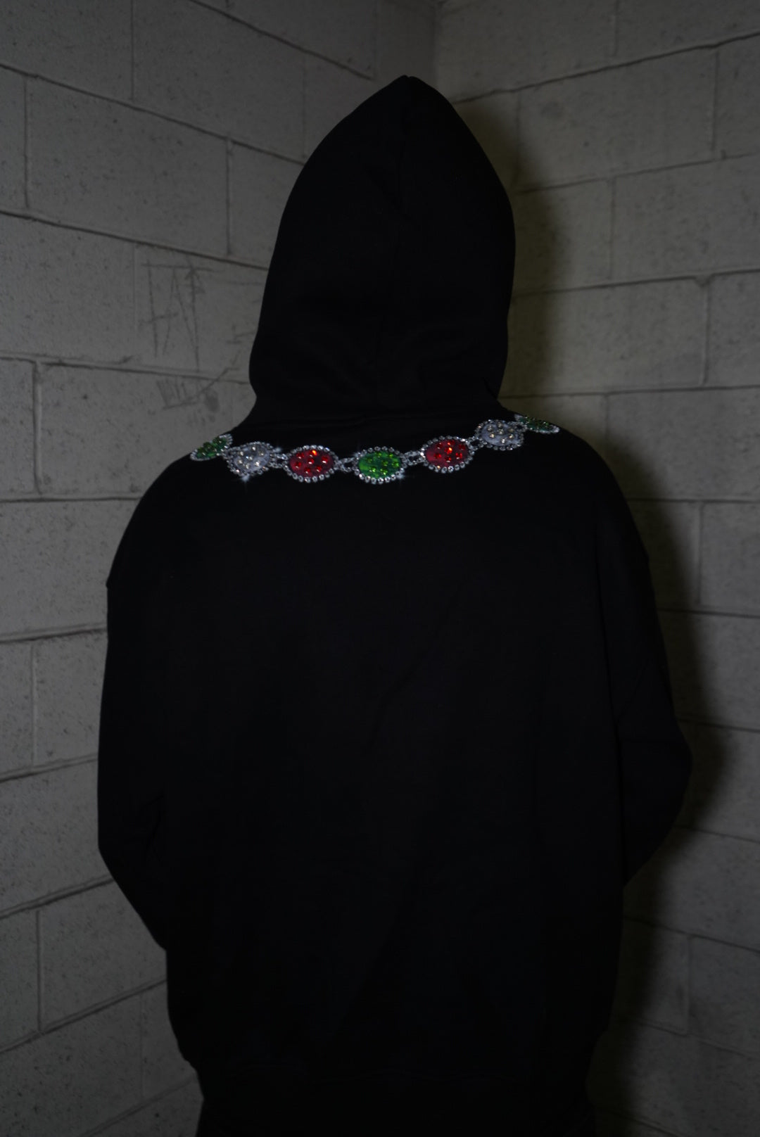 ENVIDIA CHAIN RHINESTONE HOODIE